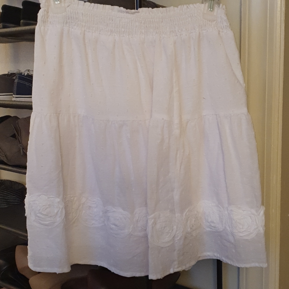 Short White Thin Skirt